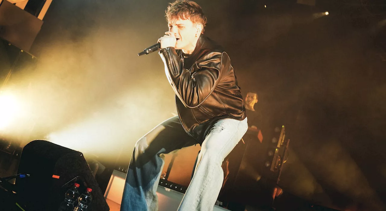 Olly in concerto a Roma la notte di Eurovision. Il ringraziamento ai fan: «Mi avete tenuto con i piedi per ter