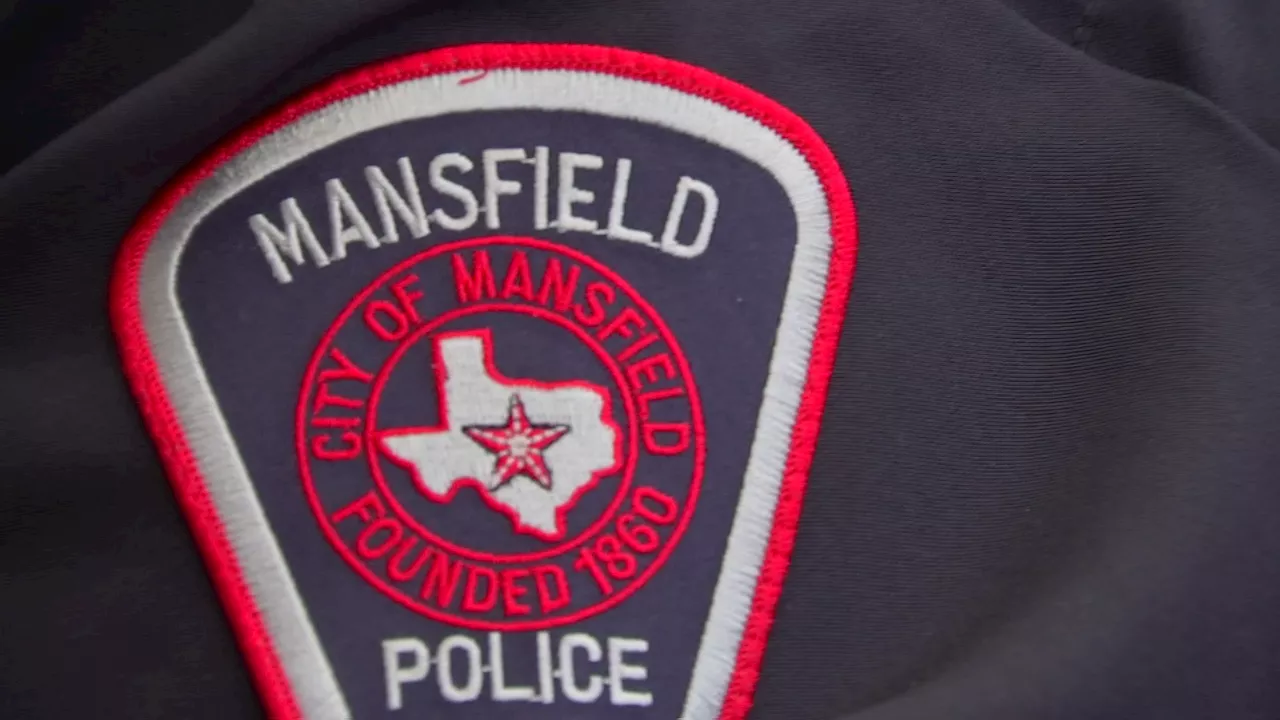 Mansfield police chase of stolen car ends in fatal crash, police say