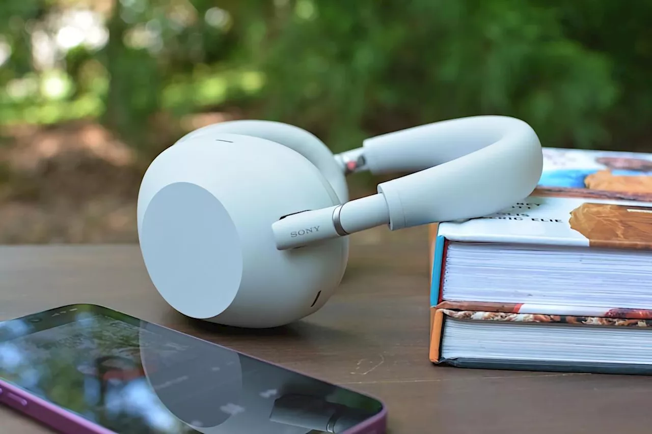 Here's how the Sony WH-1000XM6 compare to the WH-1000XM5 and AirPods Max