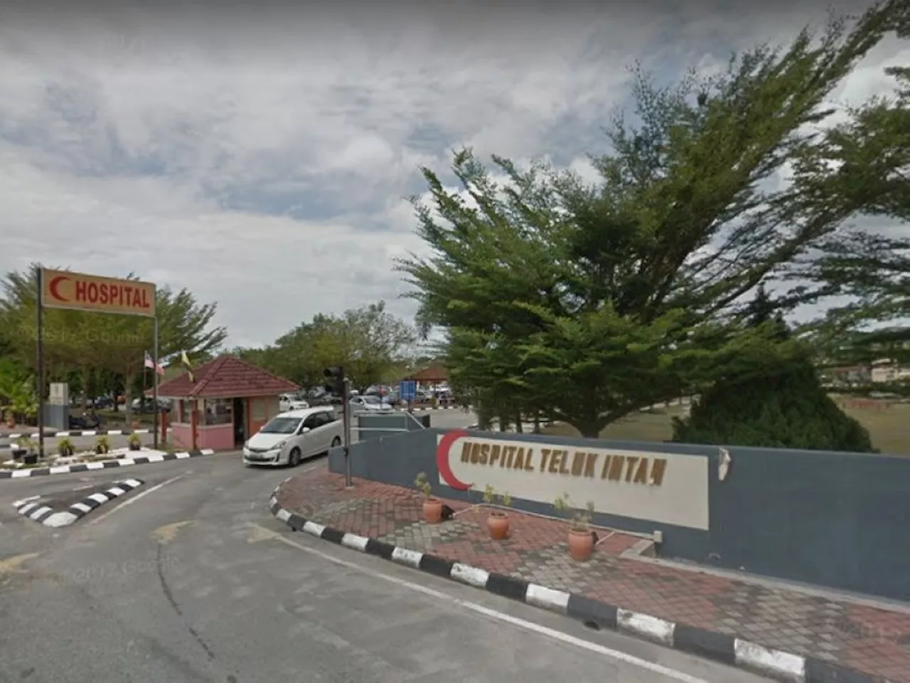 As three FRU officers fight for life in ICU after deadly Teluk Intan crash, wives seek prayers for their recovery