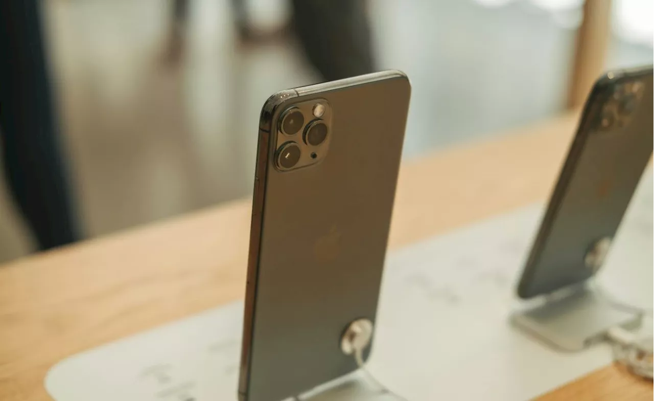 Trump wants Apple to stop moving iPhone production to India