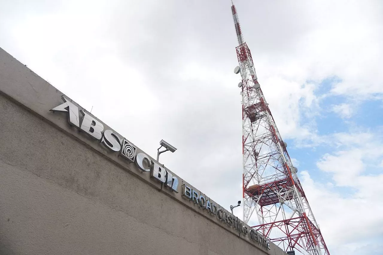 ABS-CBN trims first quarter loss to P500M