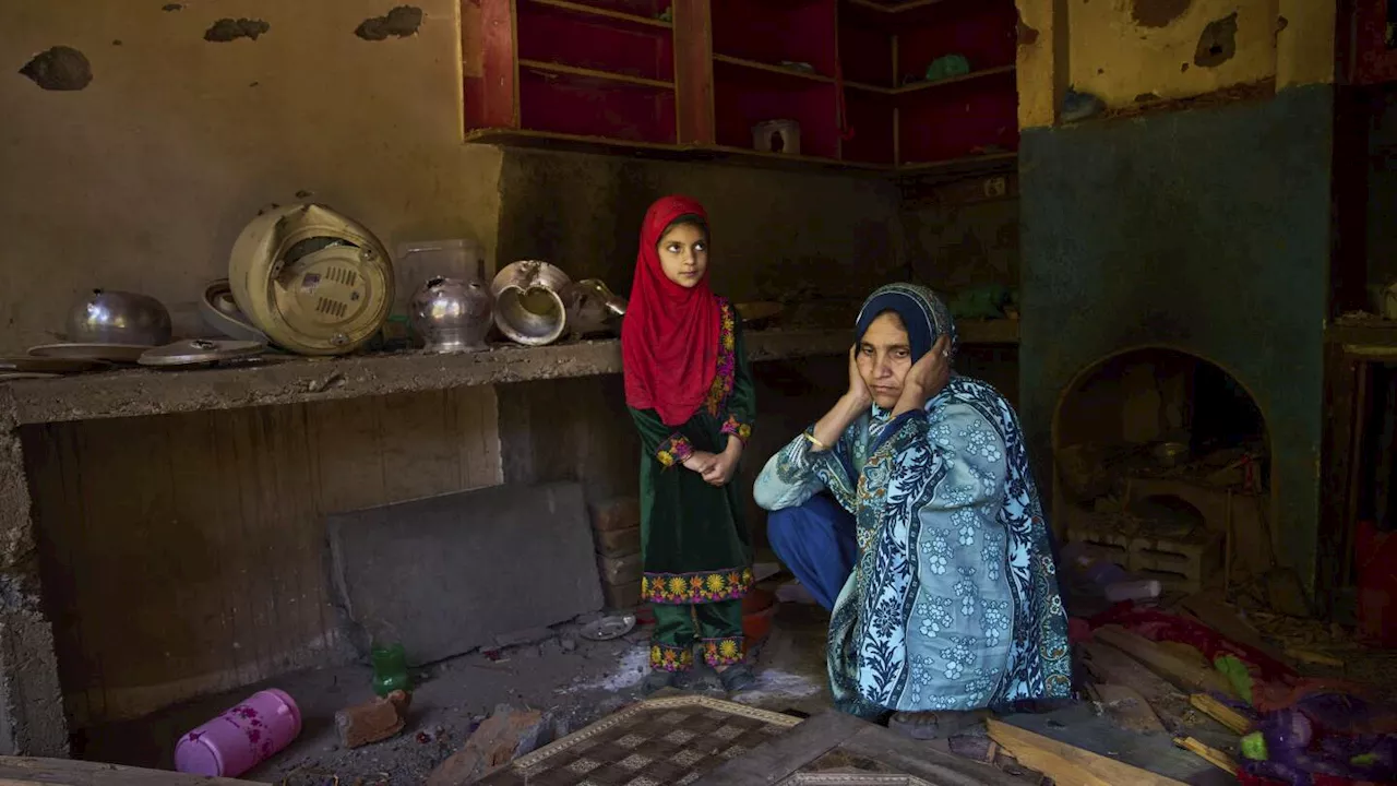 AP PHOTOS: Clashes between India and Pakistan upend lives in a Kashmiri village