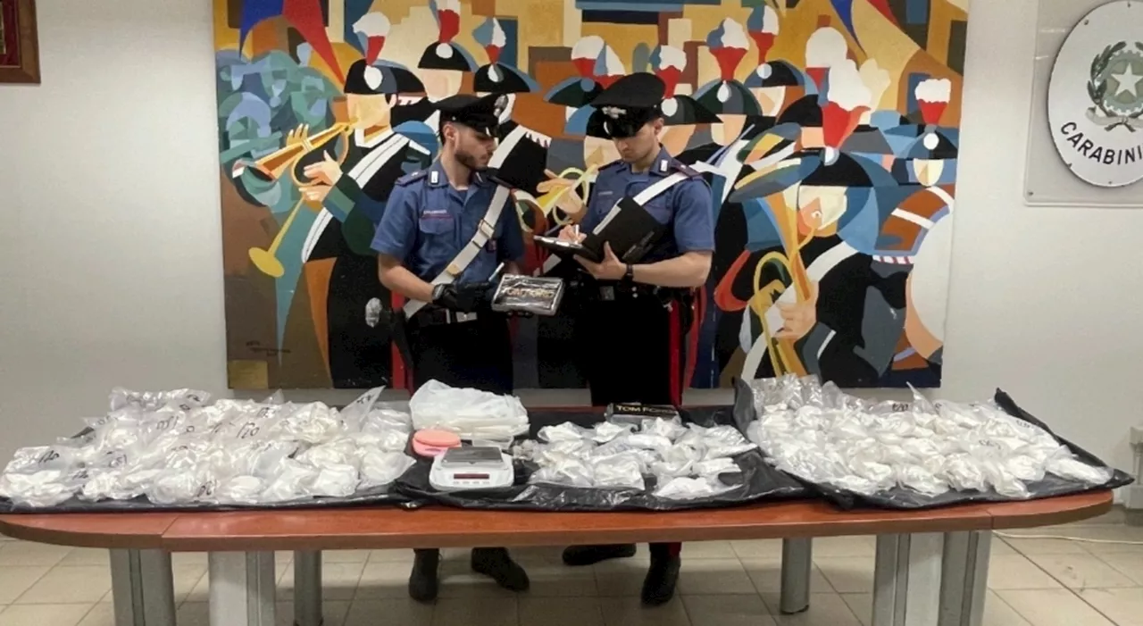 Sorpresi con 15 chili di cocaina nell'auto, mamma e figlio arrestati tra Aprilia e Anzio