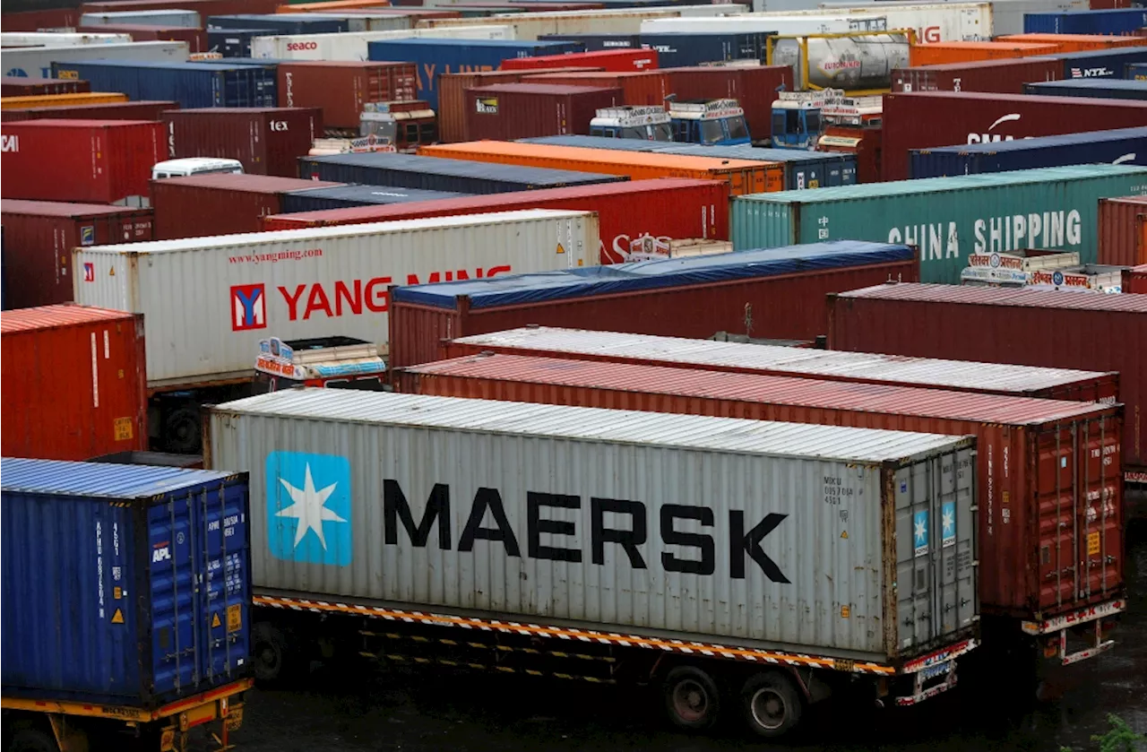 India tightens trade rules, blocking key Bangladesh imports at land borders