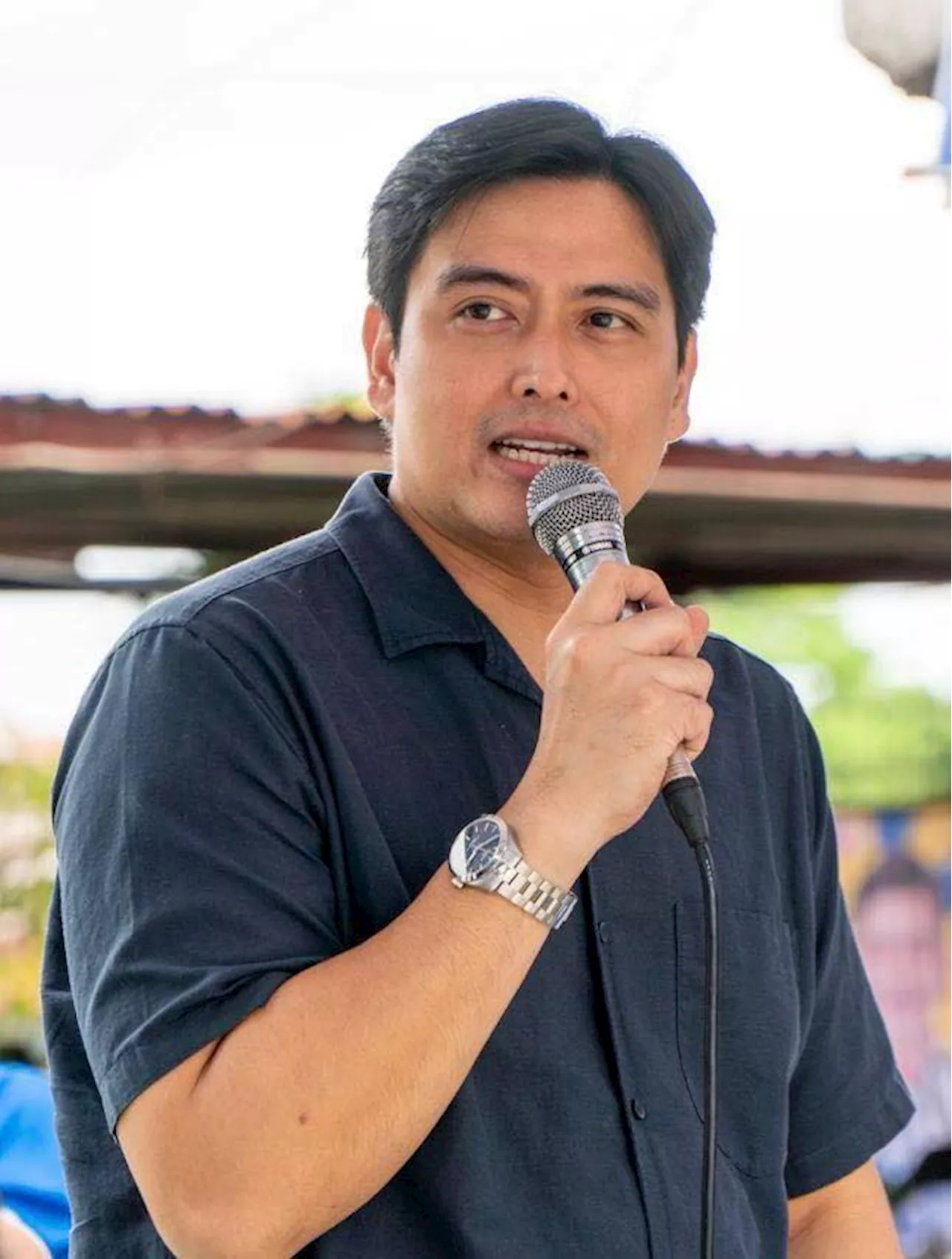 Alfred Vargas shifts focus to real work