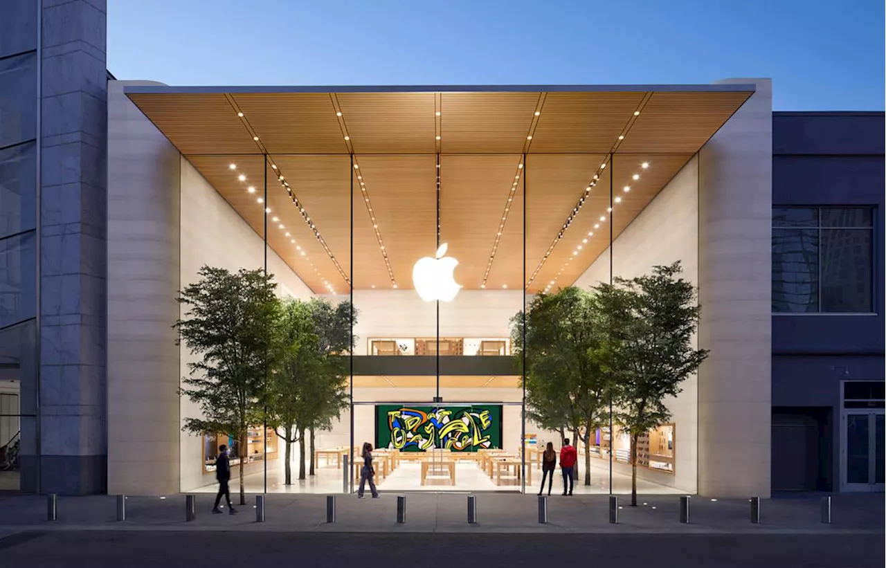 Apple could spend $900 million on tariffs over the next quarter