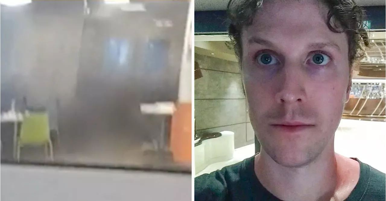 Rickard Andersson hämtade ut rökbomber i deras butik