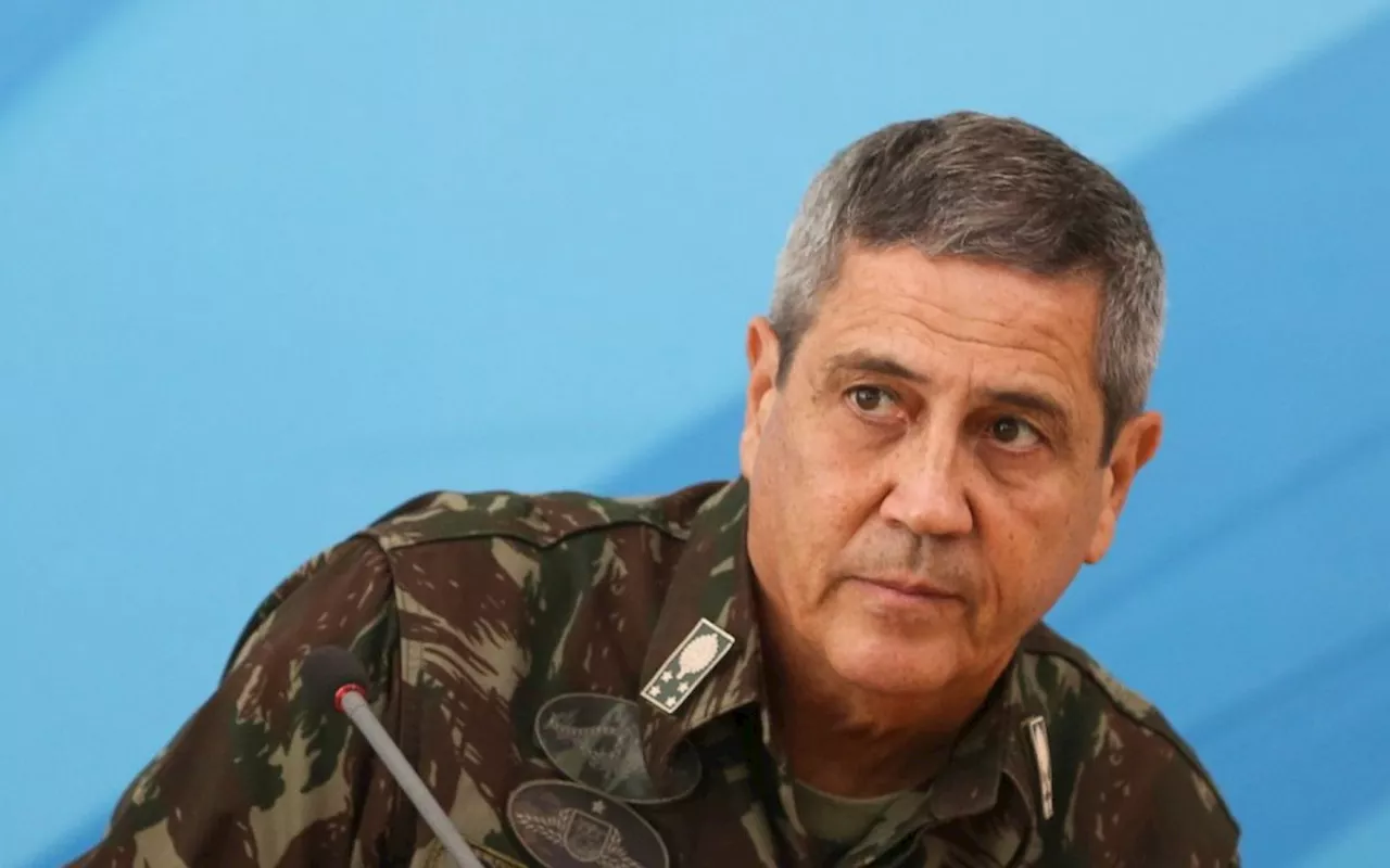 PGR defende que general Braga Netto siga em prisão preventiva