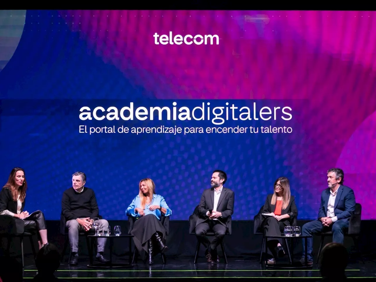 Lanzan la nueva plataforma gratuita de aprendizaje de Telecom, con los cursos más demandados del mundo digital