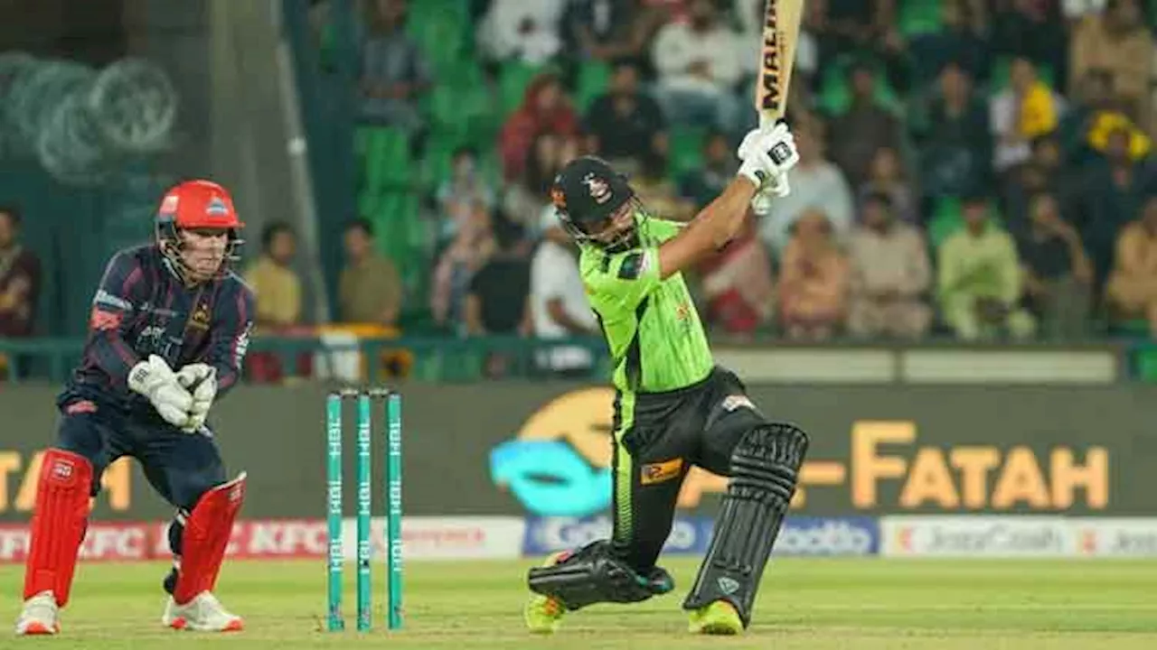 Lahore Qalandars knock Karachi Kings out of PSL 10 with 6-wicket win