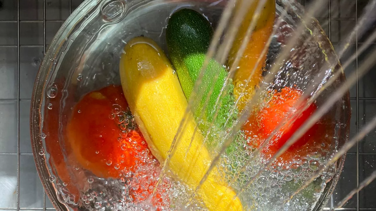 How to Wash Fruits and Vegetables