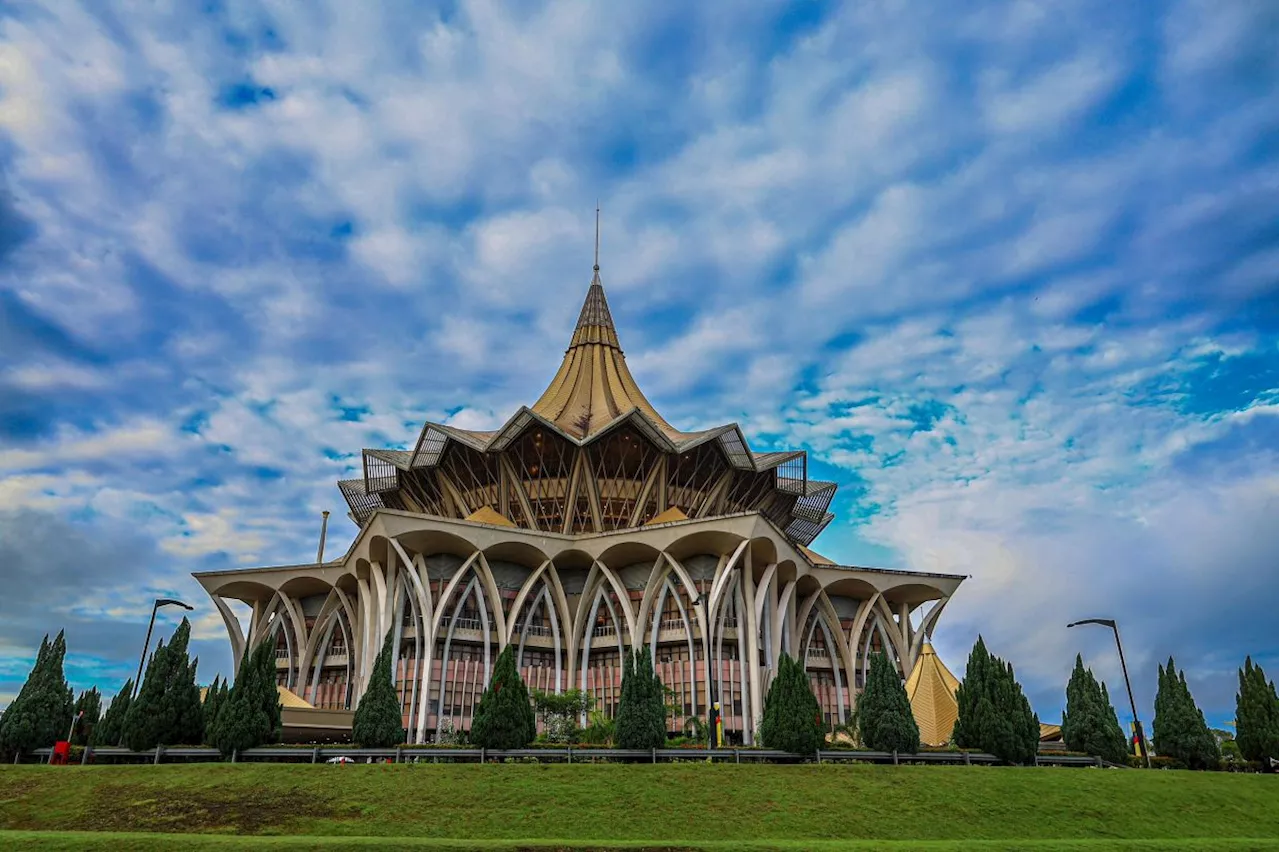 S'wak redelineation talks with Putrajaya ongoing, state assembly told