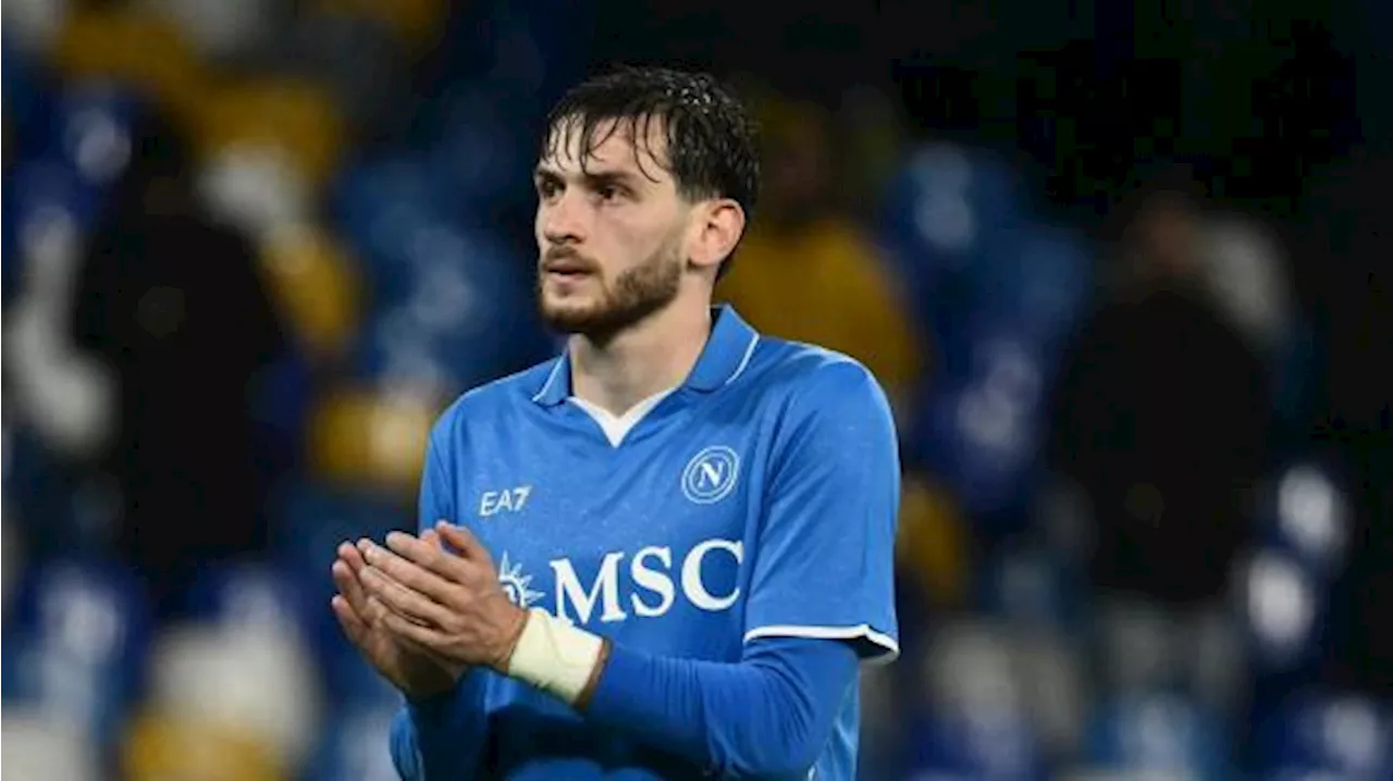 Kvaratskhelia non dimentica il passato e festeggia lo scudetto su IG: 'Forza Napoli sempre'