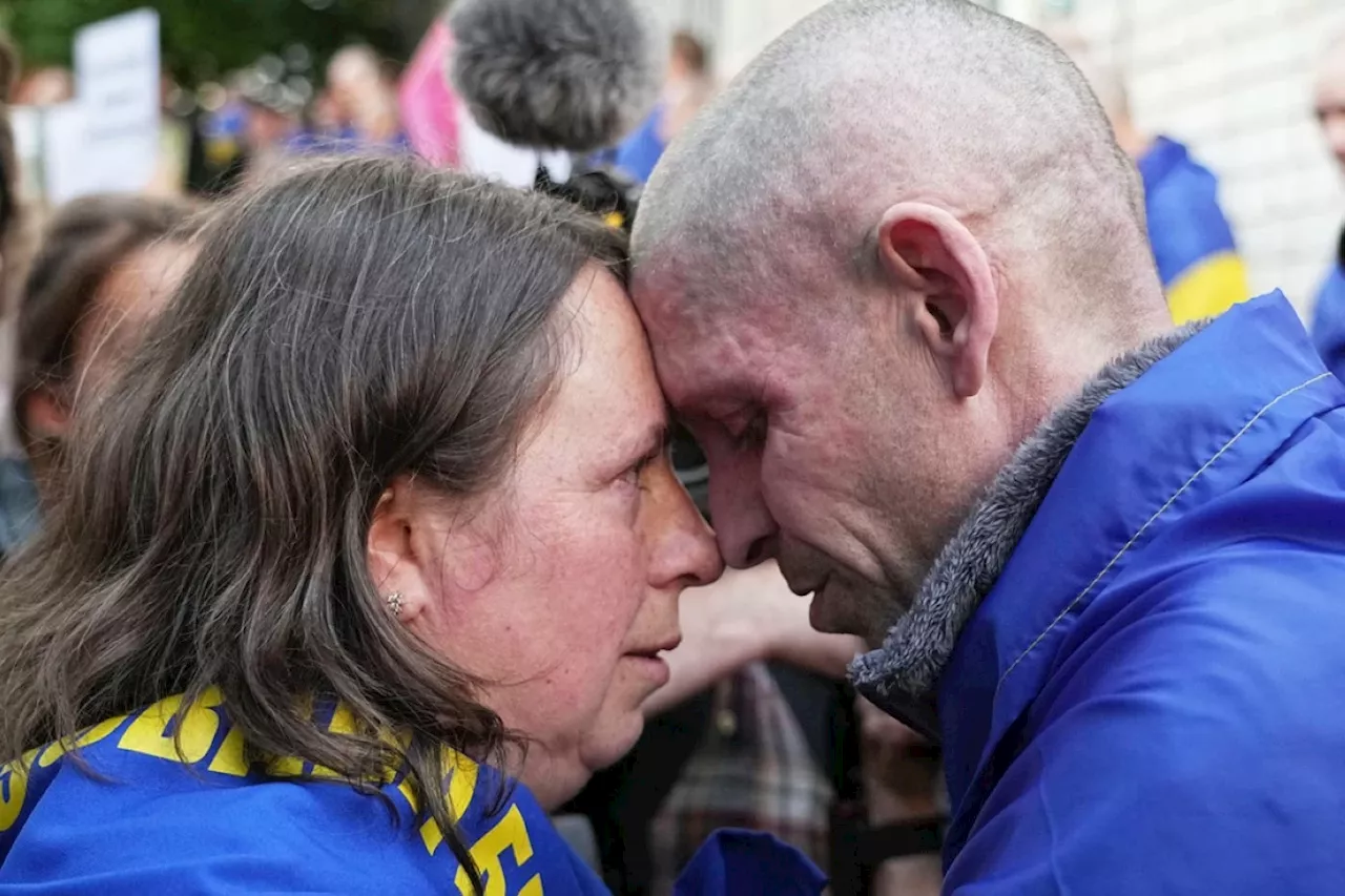 Russia and Ukraine swap hundreds of prisoners in first phase of a major exchange