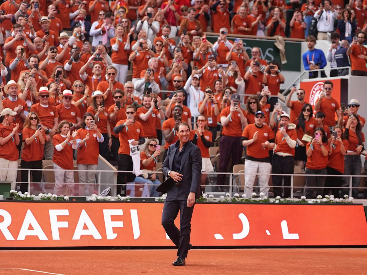 'Merci, Rafa': Nadal tuvo un espectacular homenaje en Roland Garros y recibió una ovación de pie