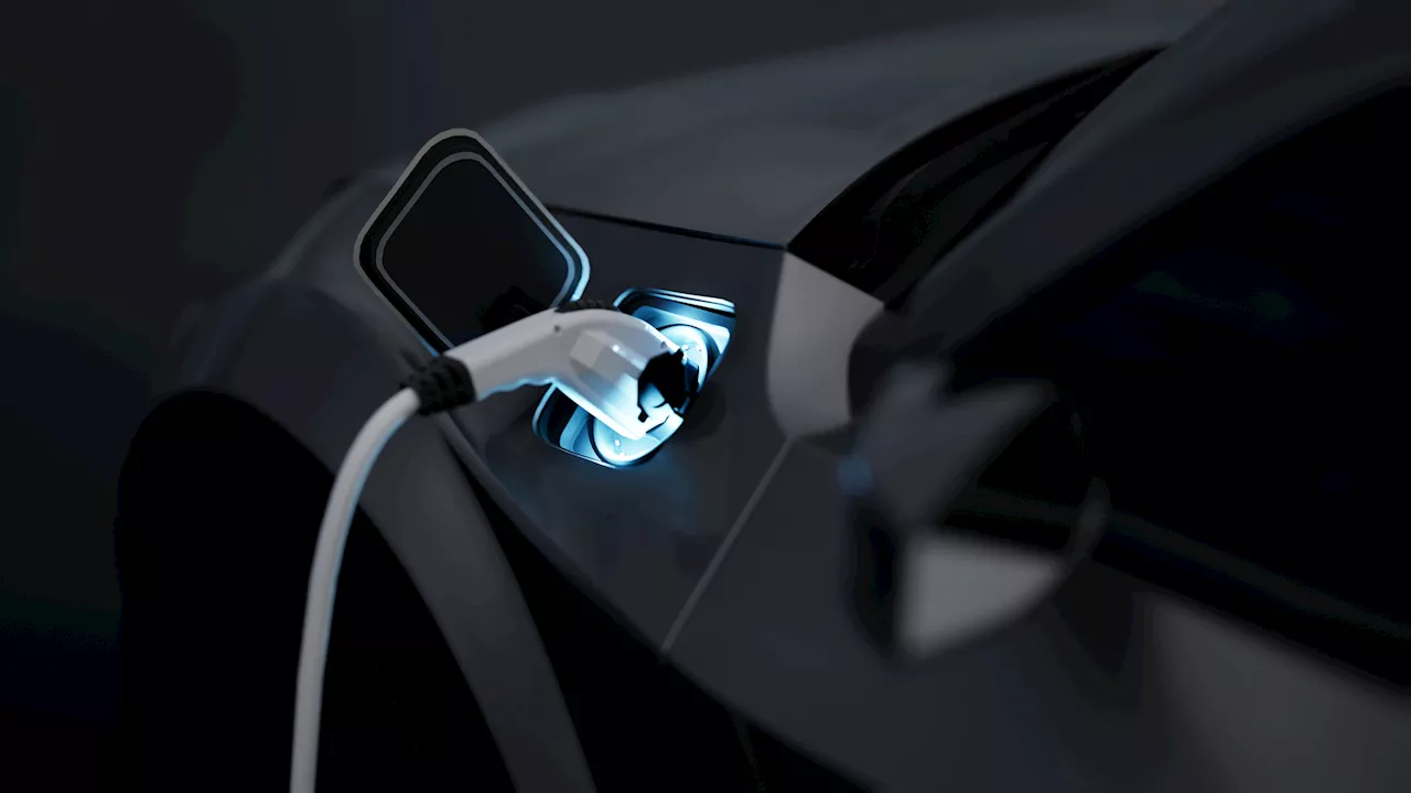 First-ever ‘movie’ of EV battery failing under stress recorded by US scientists