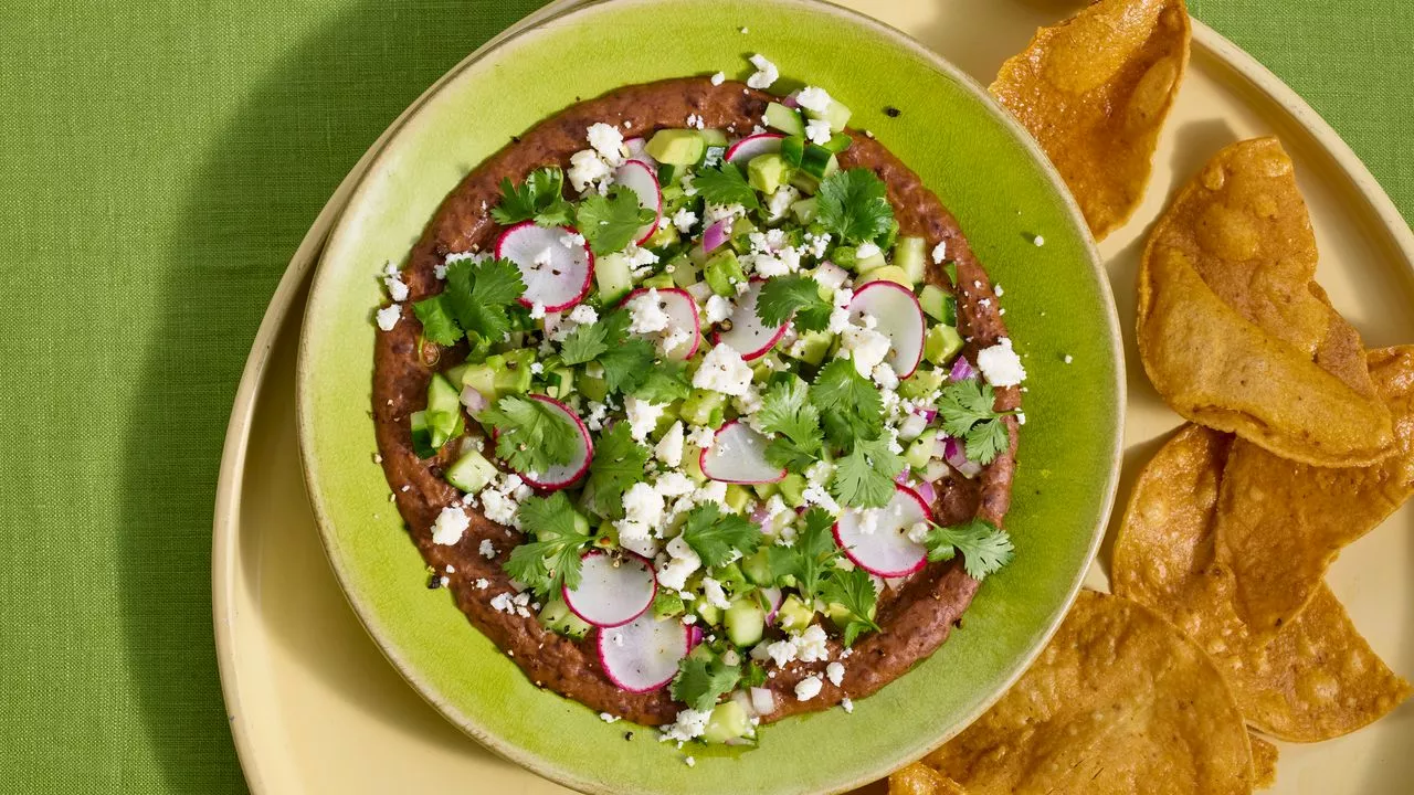 Cucumber and Avocado Salad Bean Dip