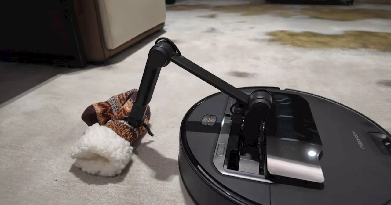 How to use the robotic arm of the Roborock Saros Z70
