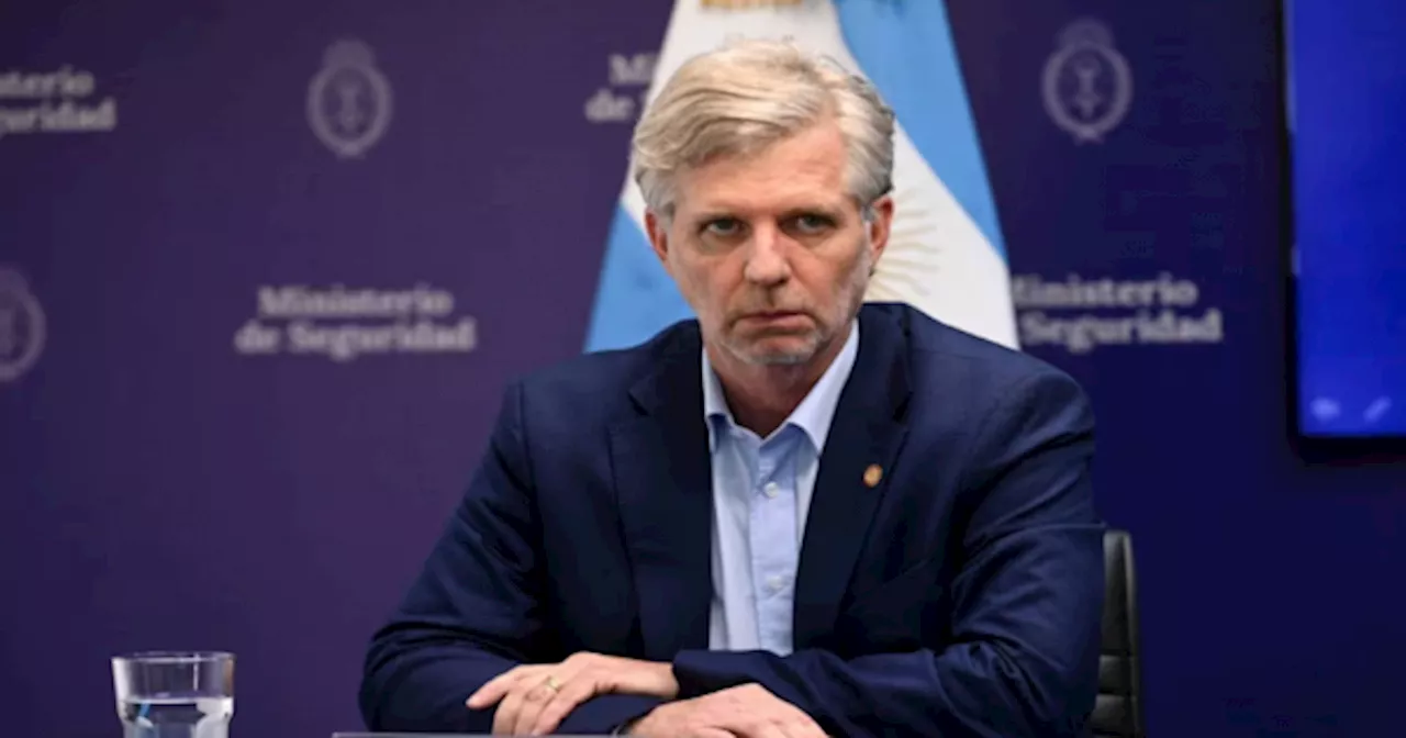 Espionaje de Milei: se reactiva la agenda de control de la SIDE por el Plan de Inteligencia y el aumento de fo