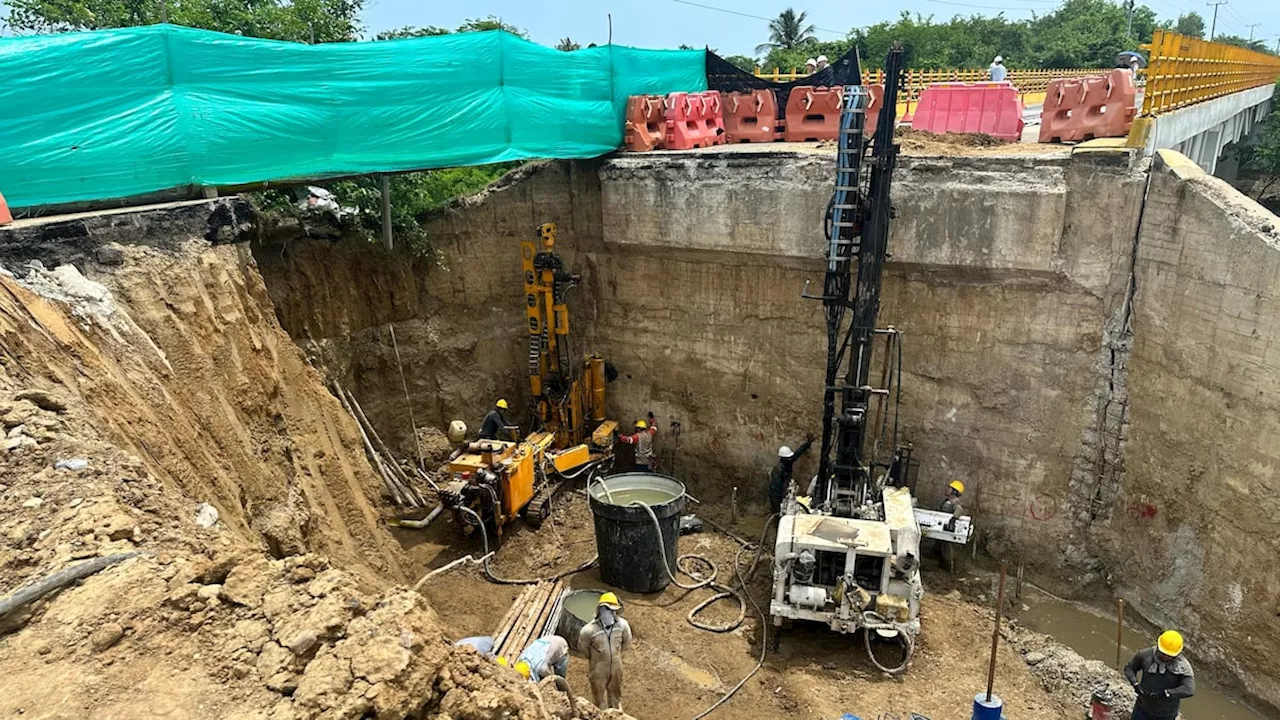 Obras en puente de Juan de Acosta avanzan con reforzamiento de la rampa de acceso