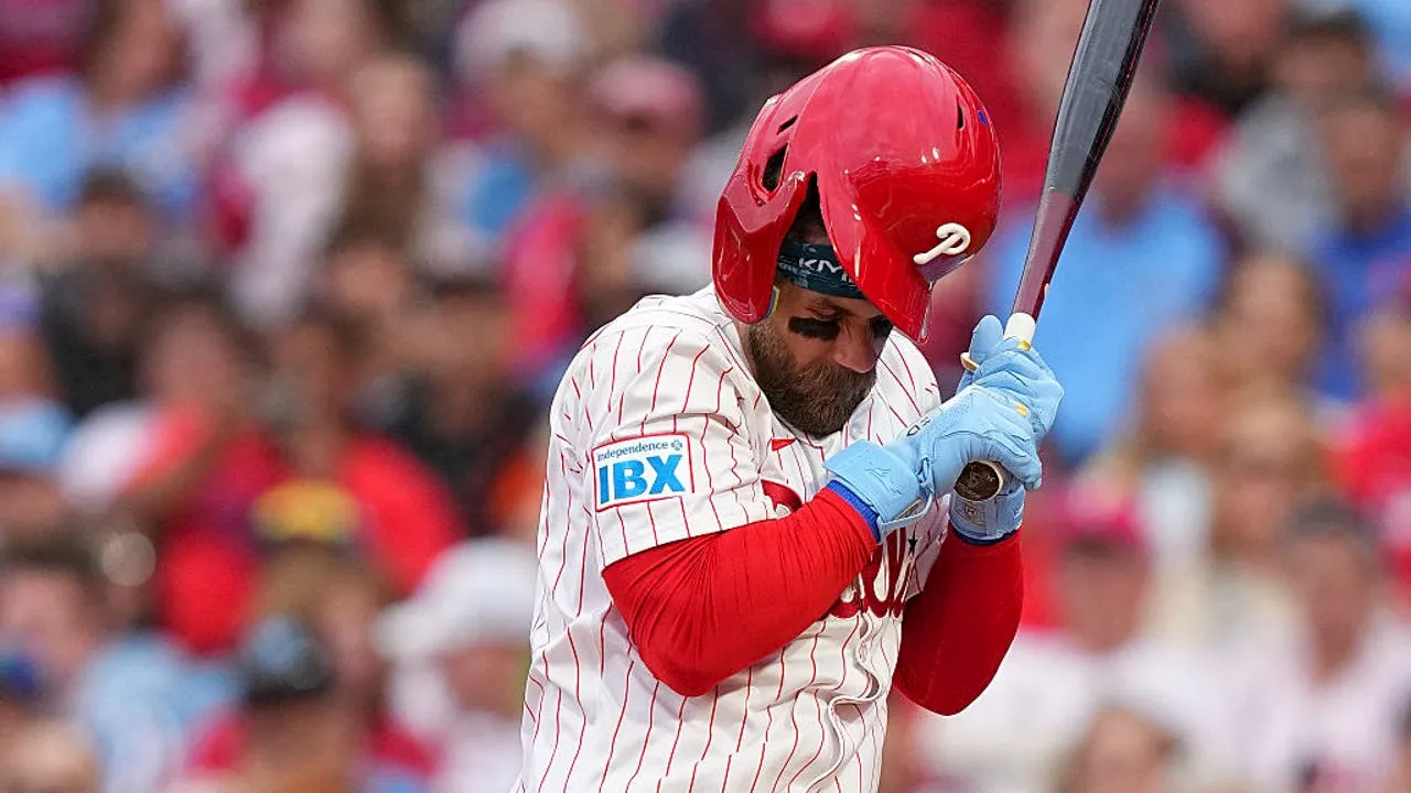Bryce Harper injury: Phillies star exits game after getting hit by fastball pitch