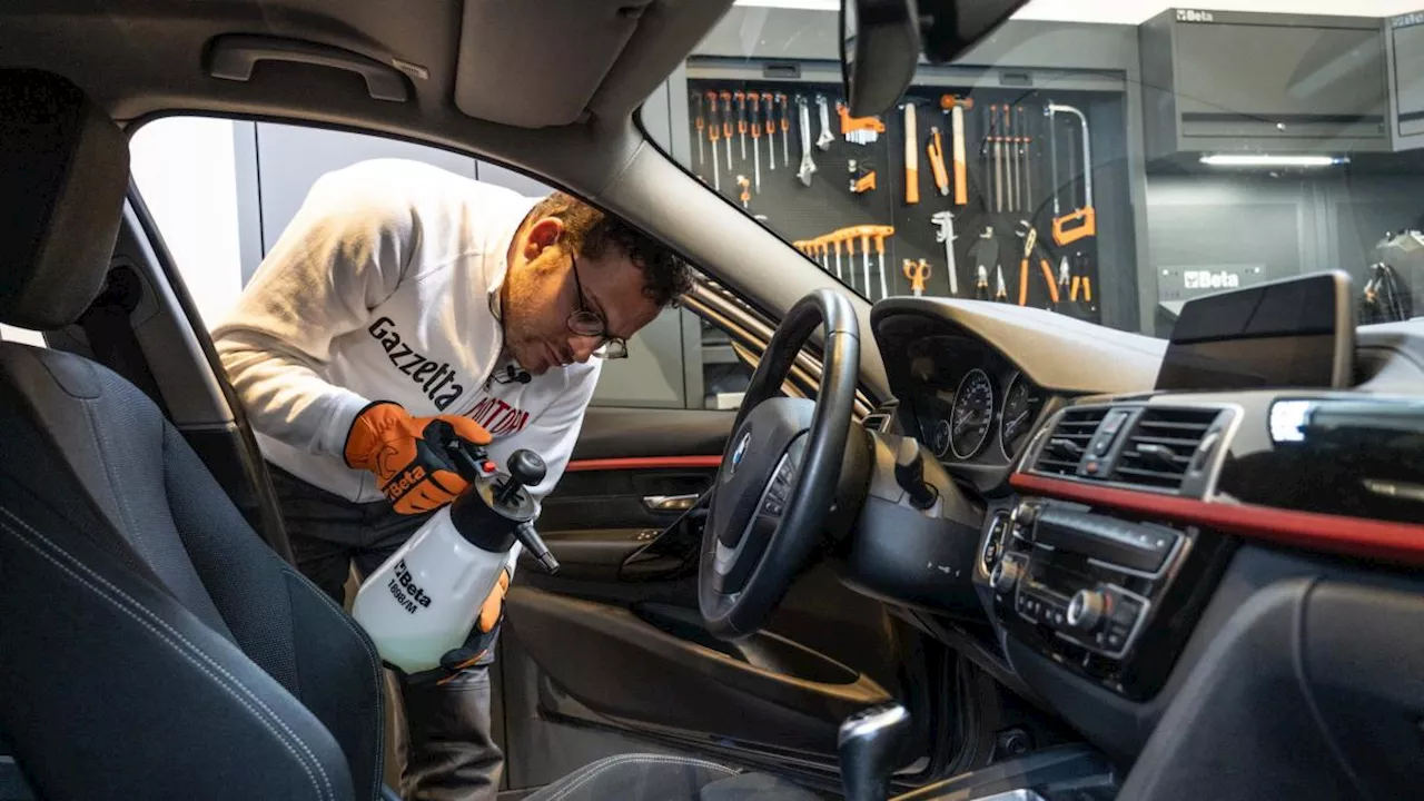 Come pulire in modo minuzioso gli interni dell’auto con i giusti prodotti