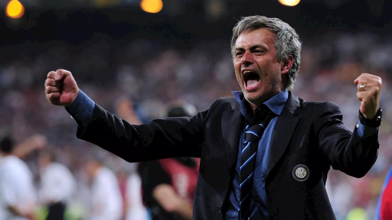 Mou ci scherza su: 'Il Triplete è mio! Contento che l'Inter non l'abbia rifatto. Ma in finale...'