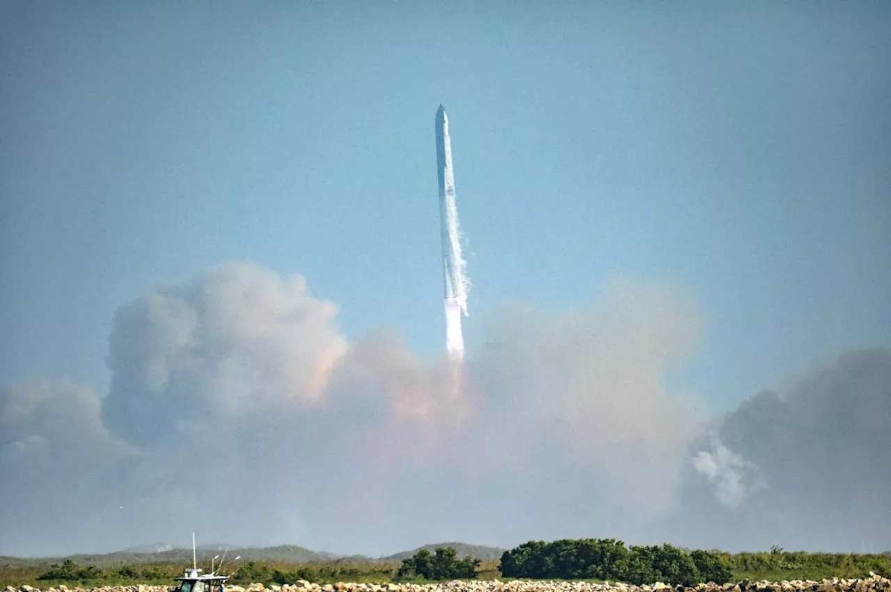 Starship megarocket blows up over Indian Ocean in latest bumpy test