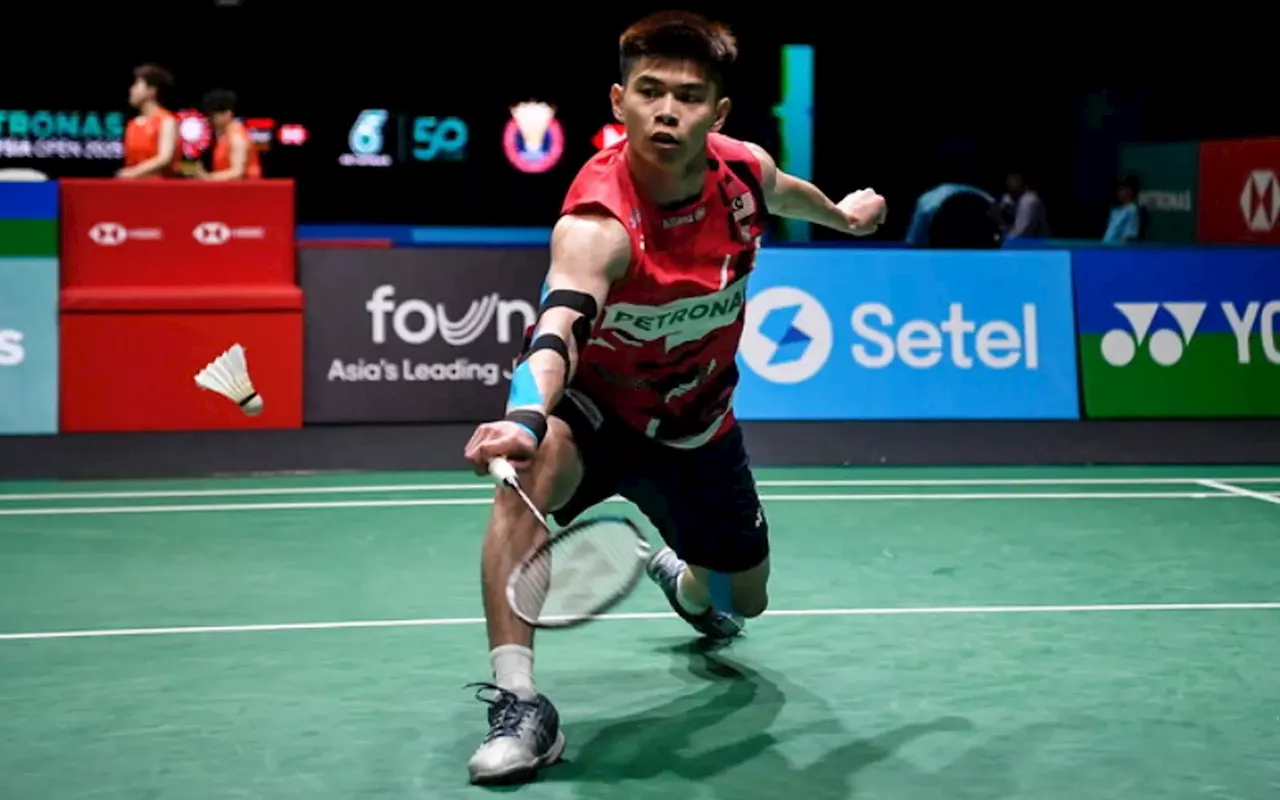 Jun Hao stuns world No 5 Jonatan Christie at Singapore Open