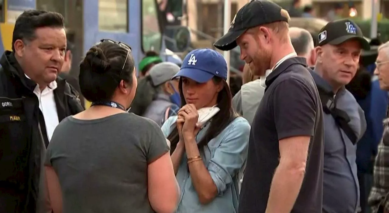 Harry e Meghan, la vita (diversa) a Montecito: lei «non si è mai integrata», lui è più «a suo agio». E i vicin