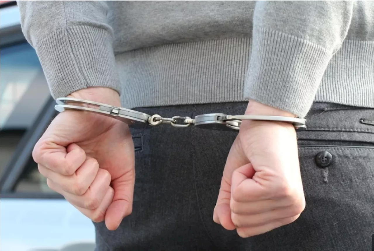 7 nabbed for stealing elderly's purse in QC