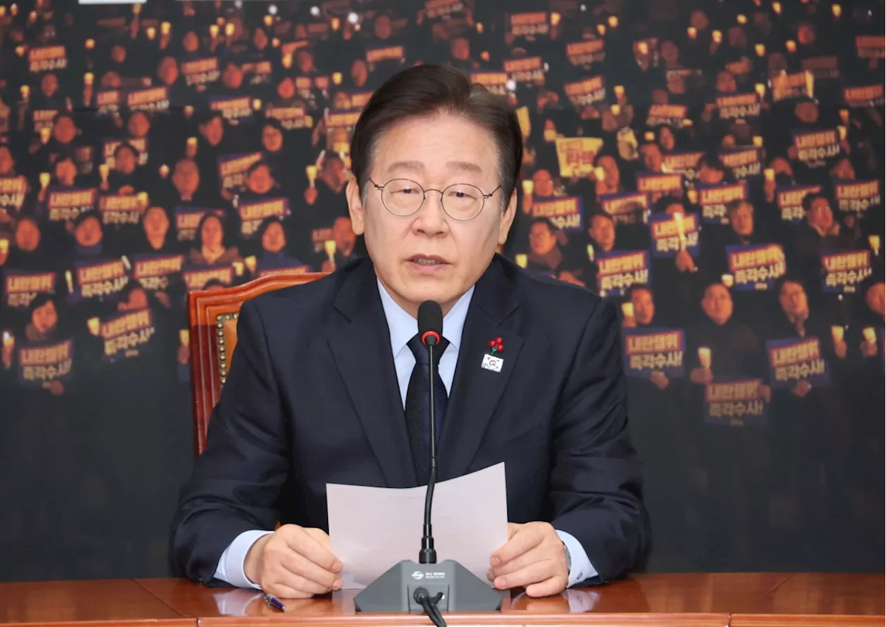 South Koreans begin early voting in poll