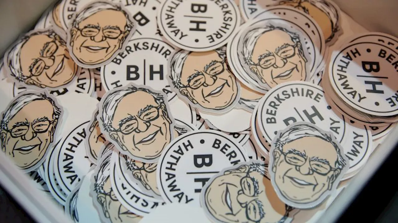 Warren Buffett says ‘trade should not be a weapon’ at annual Berkshire meeting