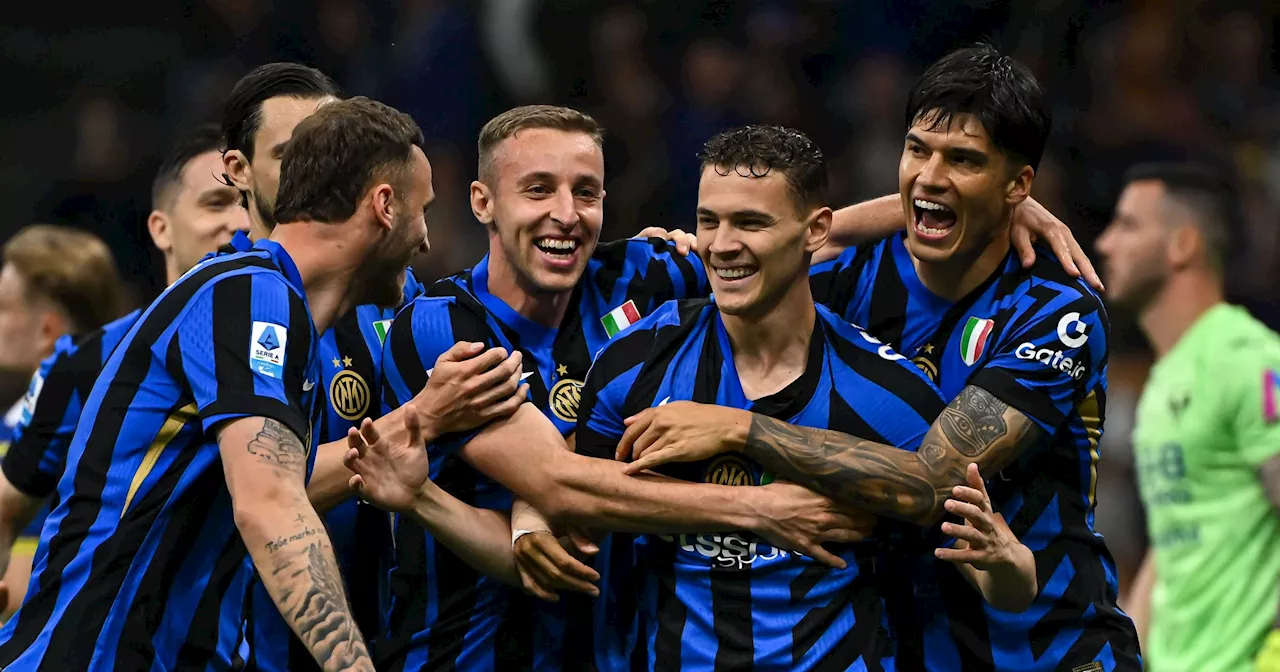 L'Inter di riserva non molla: batte 1-0 il Verona e resta a -3 dal Napoli