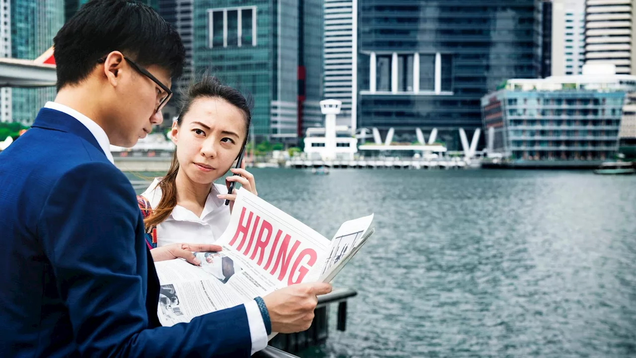 Hiring slows in Singapore, with fewer jobs and rising unemployment in Q1 - Singapore News