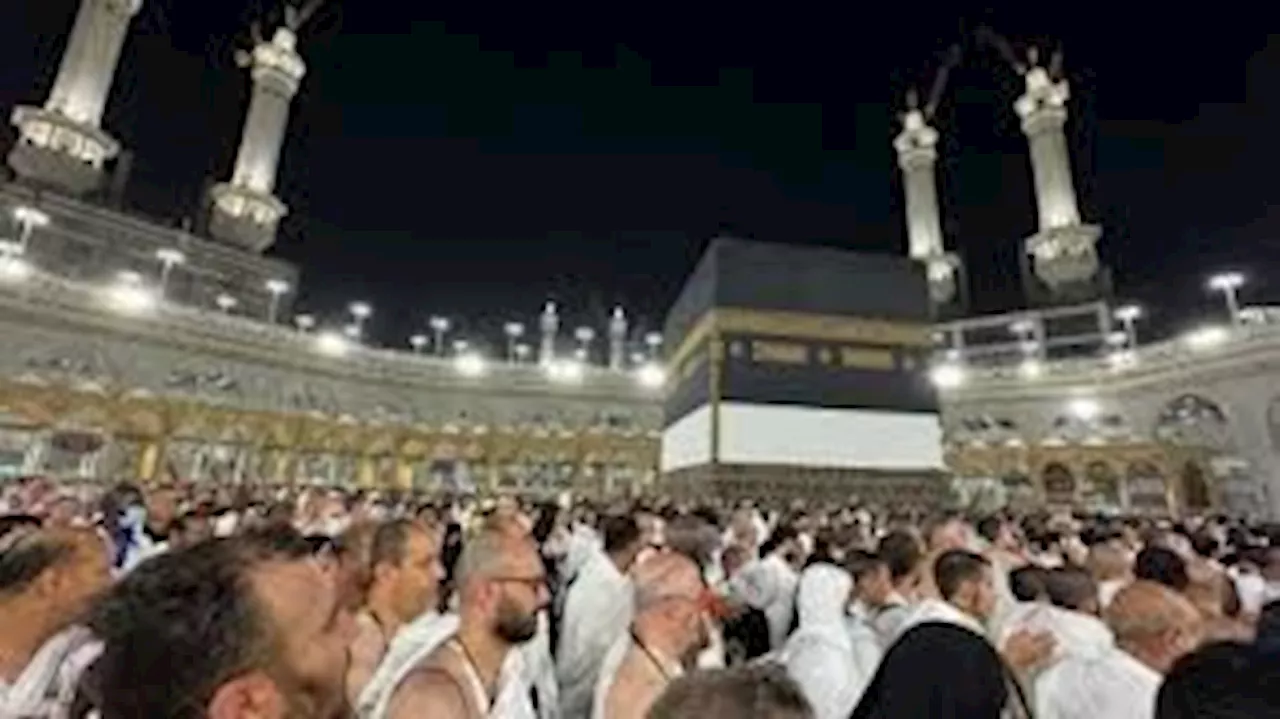 Saudi Arabia warns against transporting people without Haj permits to holy sites