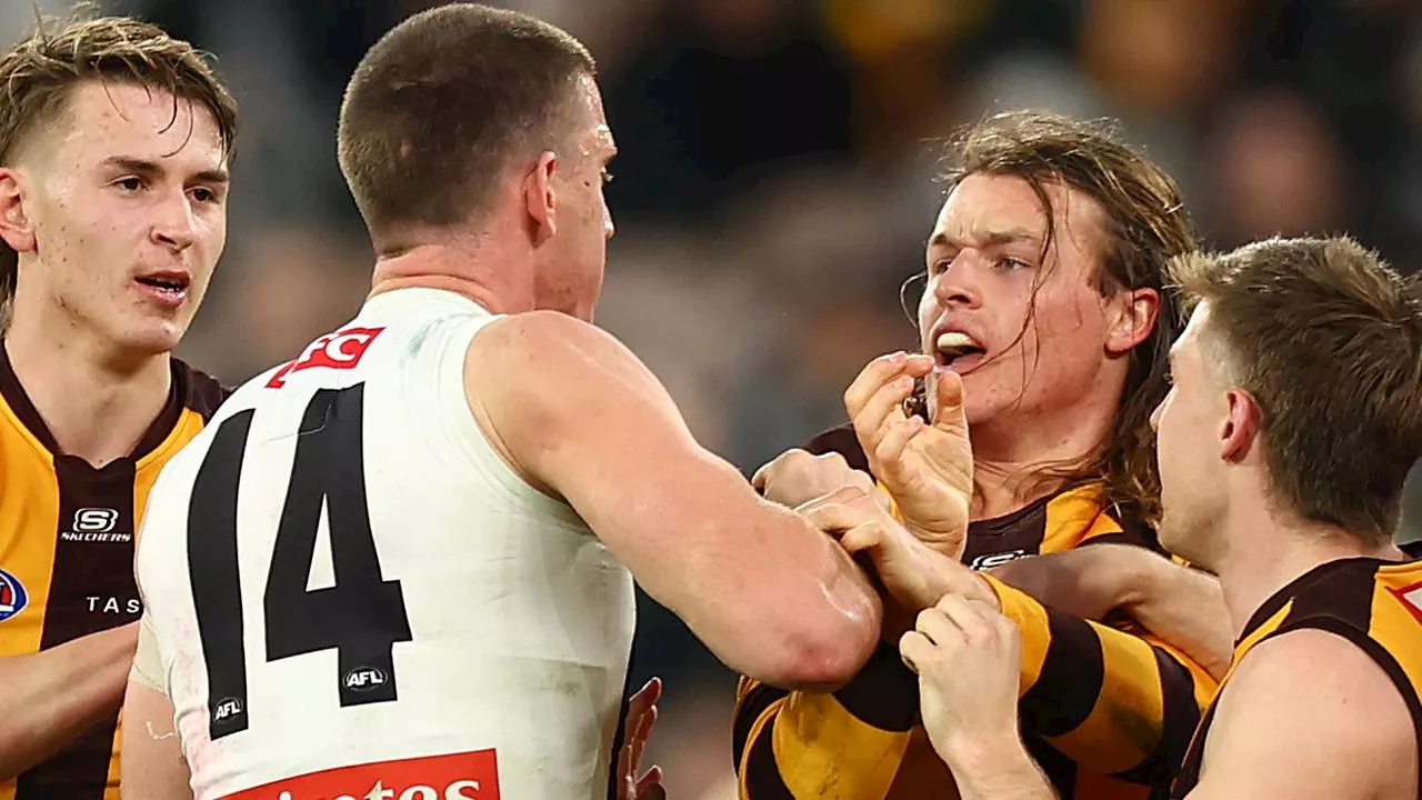 LIVE AFL: Hawks eye huge scalp in bid to bounce back against powered up Pies in blockbuster