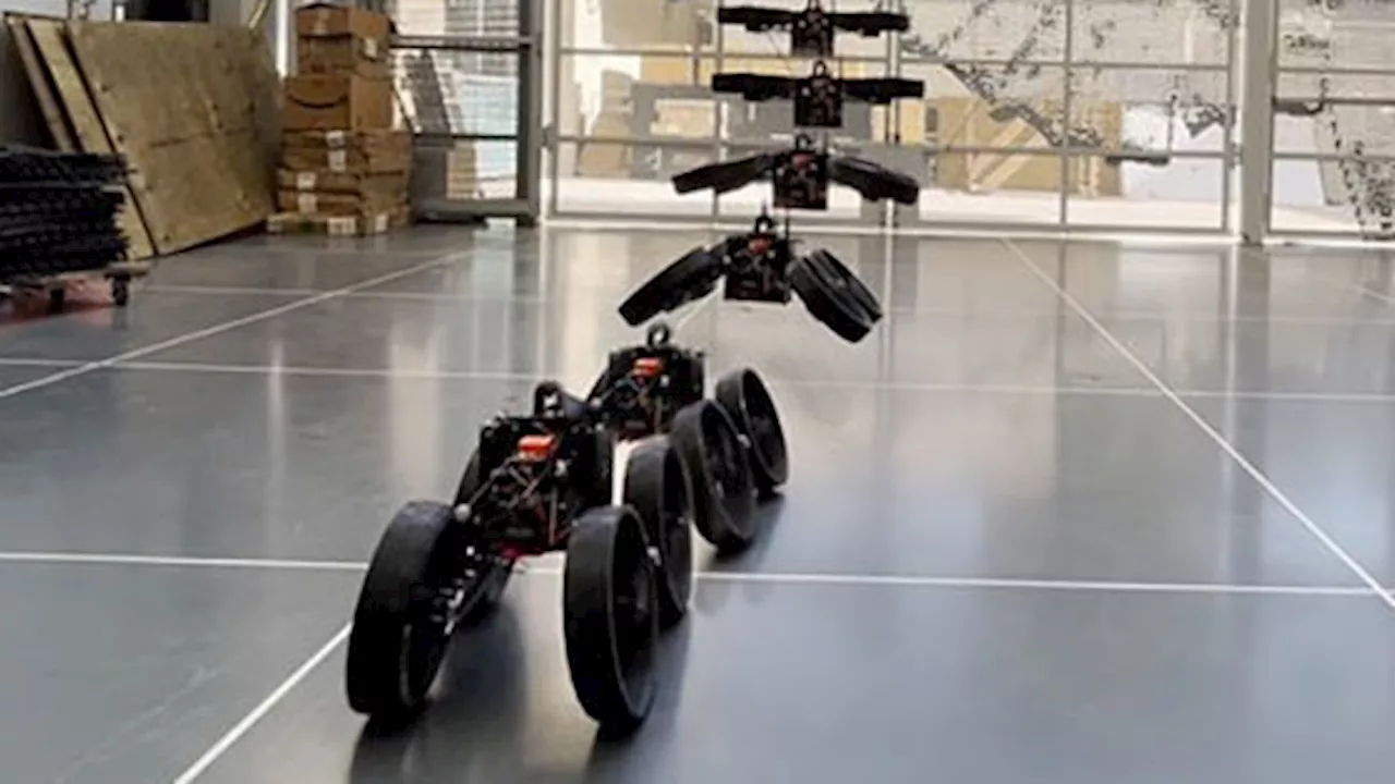 空中で変形して飛行形態から陸上モードに移行できるロボット「ATMO」が登場