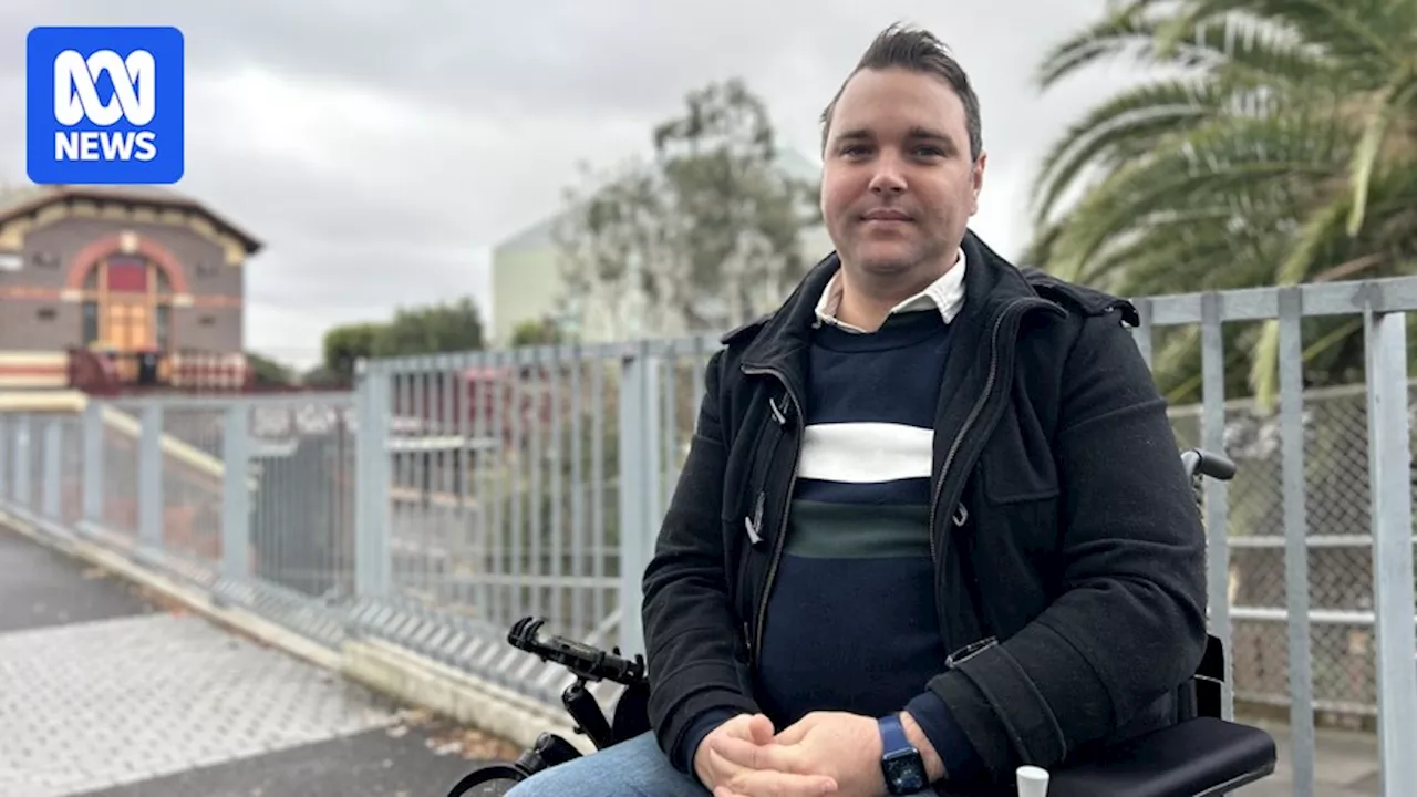 Victorian train network failing to meet national accessibility standards