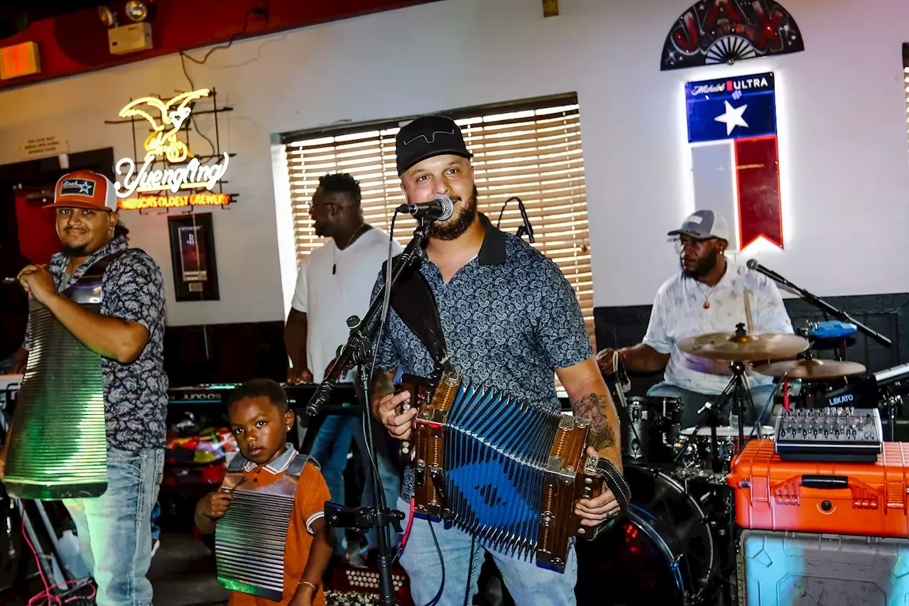 Live from Houston: Rusty Metoyer at Jax Grill