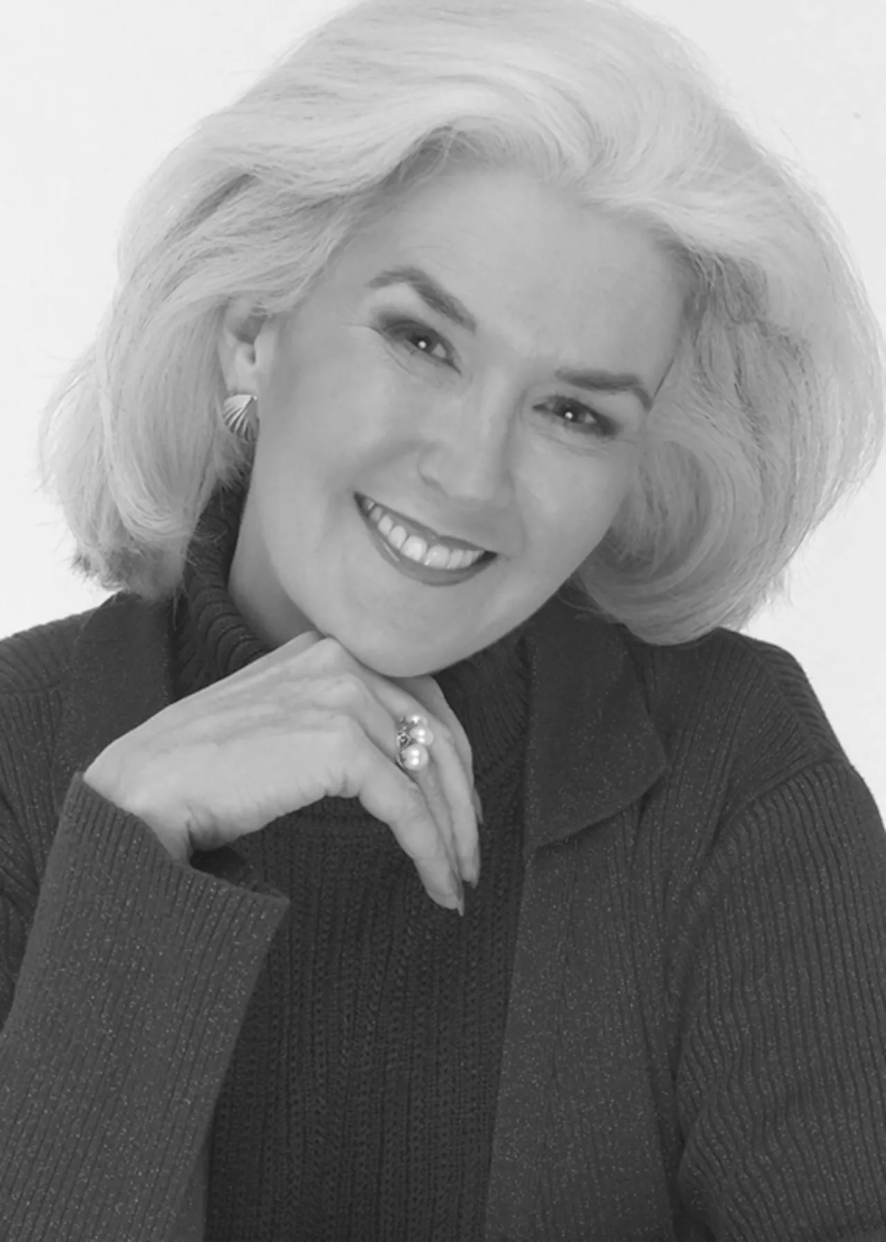Hints from Heloise: Suggestions for signing a guest book and more ...