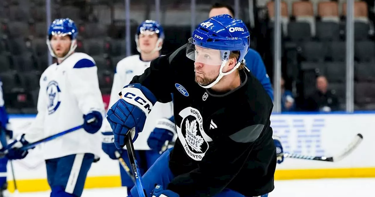 Toronto Maple Leafs trolled by sassy Florida library staff