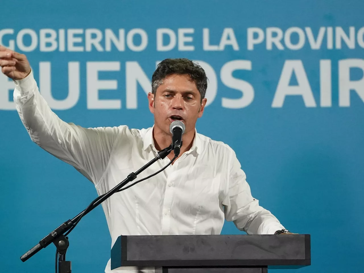 Ante una encerrona K, Axel Kicillof pide tomar deuda en pesos por más de 1.000 millones de dólares y suspende el cobro a municipios de un fondo de la pandemia
