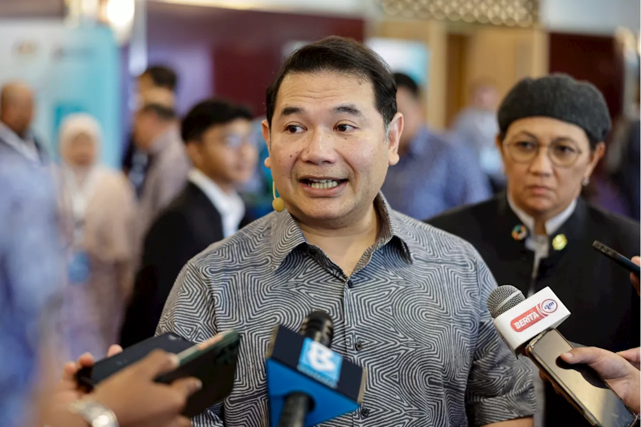 Rafizi says he offered to step down from PKR and Cabinet posts to focus on GE16 preparation