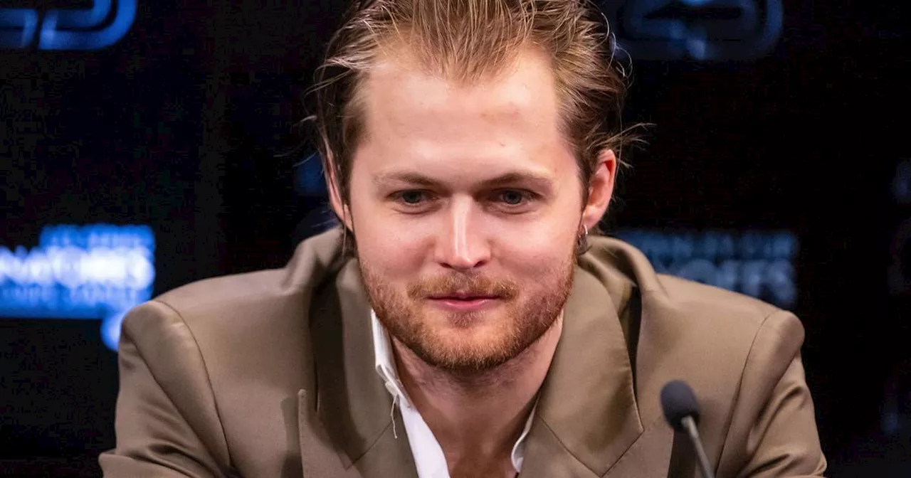 Toronto Maple Leafs keep winning when star wears lucky brown suit