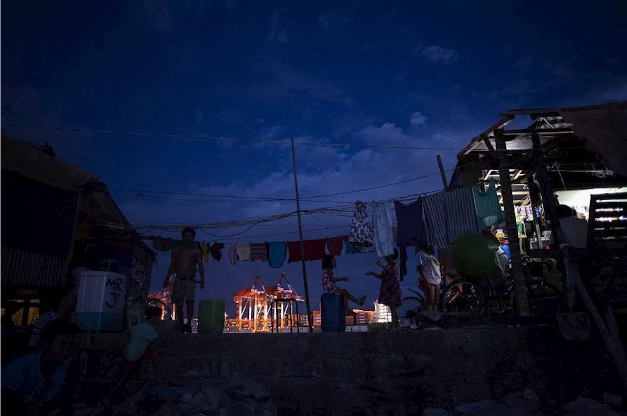 OCTA: Self-rated poverty down to 42% in April 2025 from 50% in November 2024