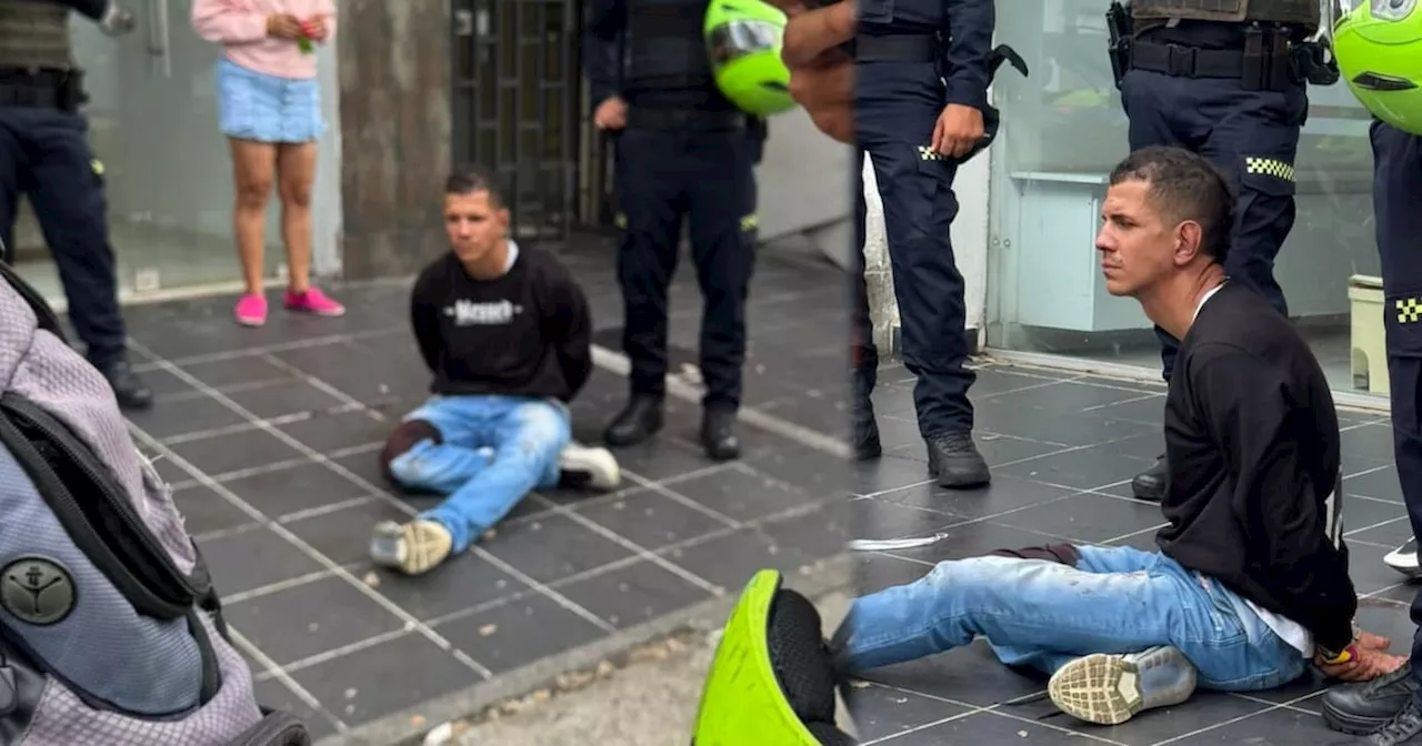  Golpean a ladrón que amenazó a joven con un cuchillo en Bucaramanga