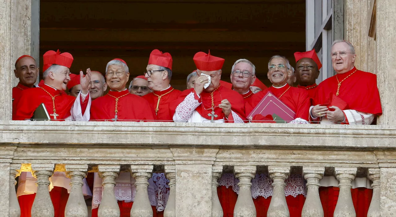 Papa Leone, dicasteri tutti confermati (a tempo): Parolin resta al suo posto. Ma lo spoil system ci sarà. Ecco