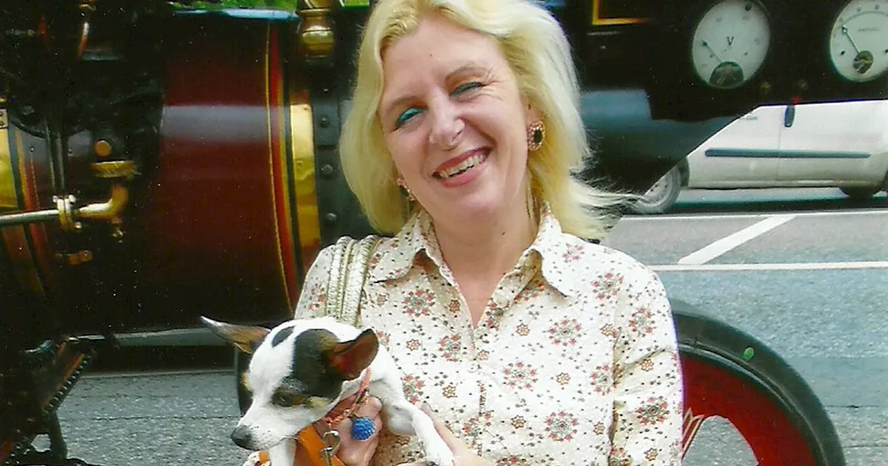 Richard Satchwell trial jury shown photos of plastic bag containing wife's body